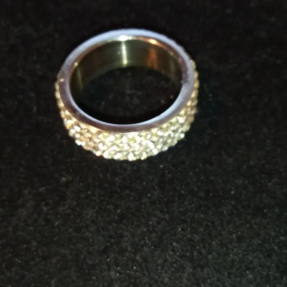 Costume Ring size 8